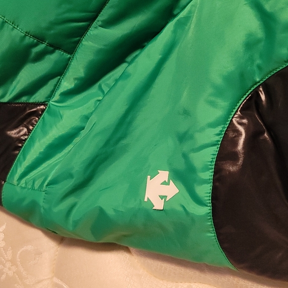 Descente Jacket - Picture 9 of 9